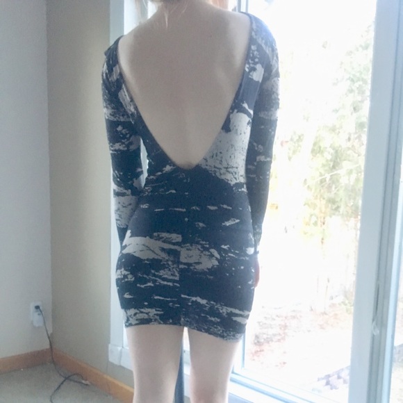 Sexy H&M Divided Low Open Back Bodycon Dress Size XS - Picture 2 of 7